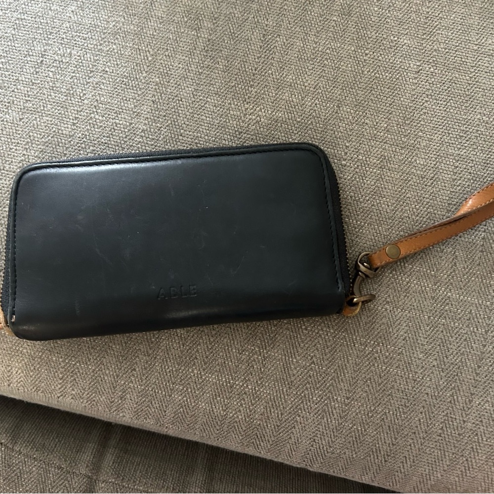 ABLE Black and Tan Wallet